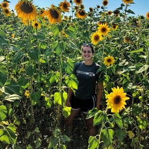 Meet your Posher, Kelly